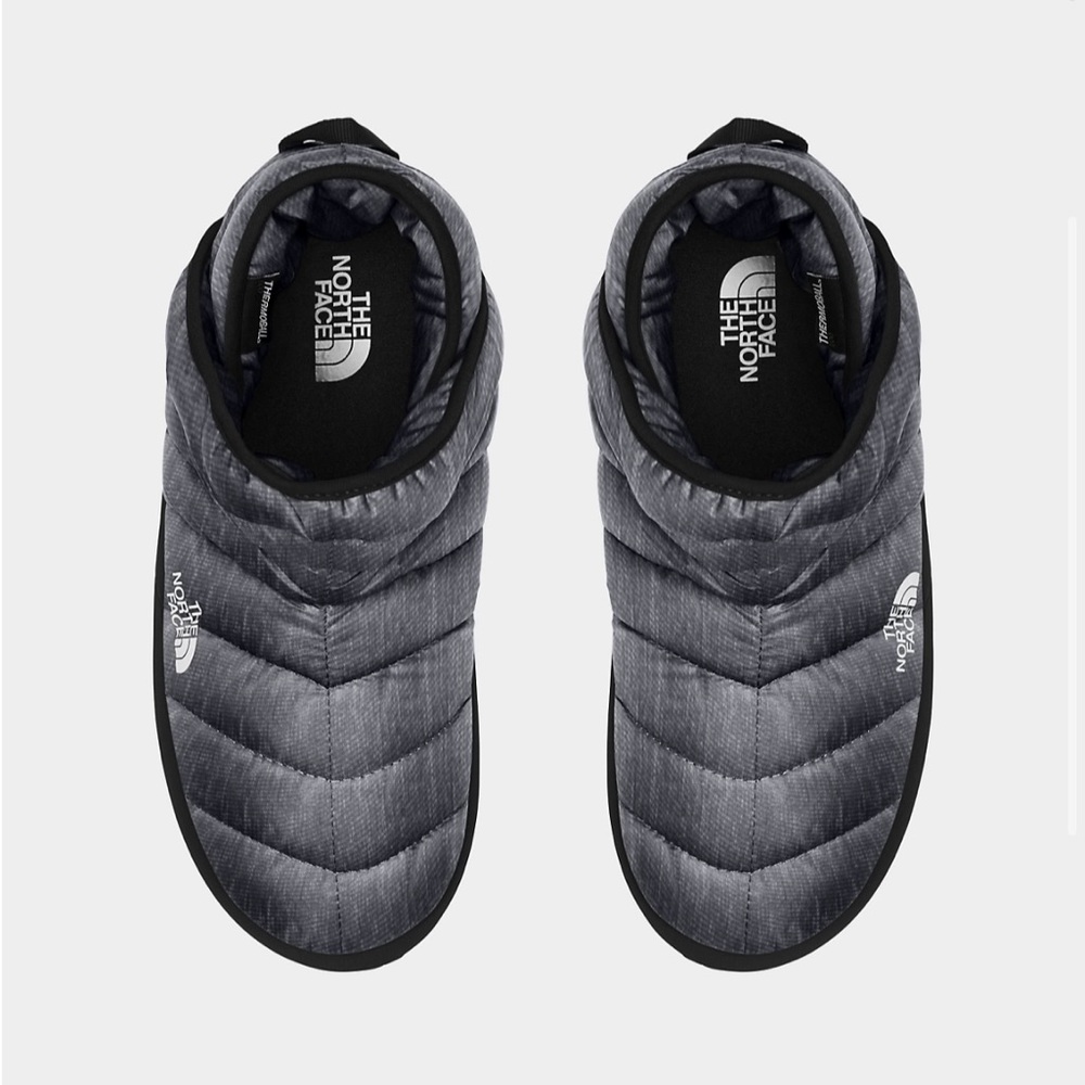 New! The North Face Thermoball Traction Bootie. Women’s size 9.